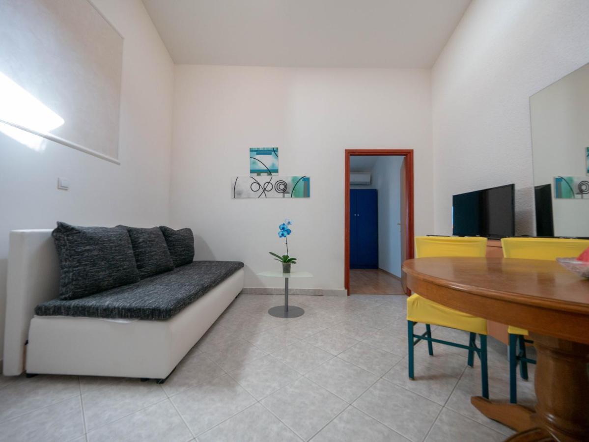 Cozy Apartment With Breakfast On Request 1 PUY Eksteriør bilde