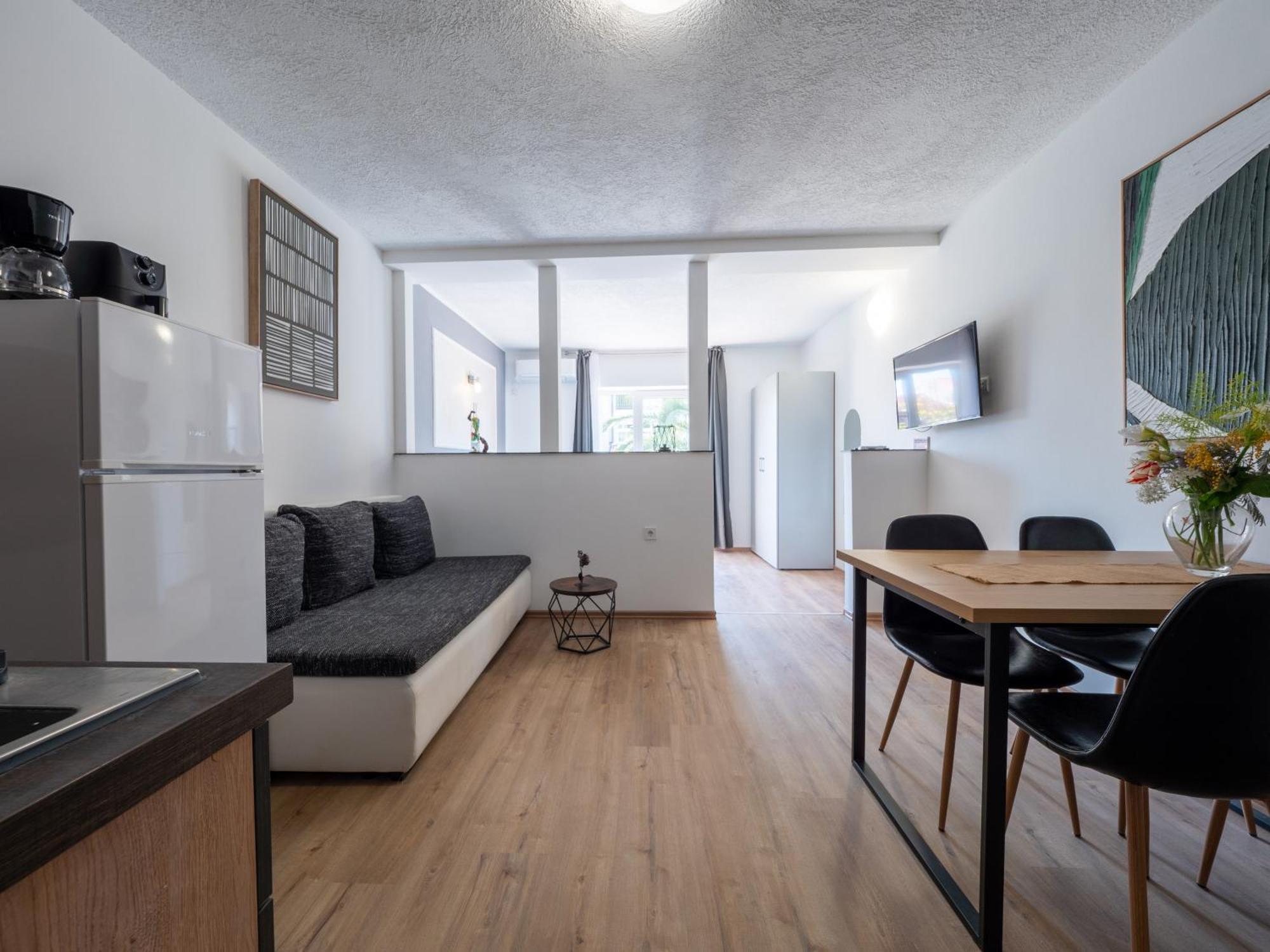 Cozy Apartment With Breakfast On Request 1 PUY Eksteriør bilde